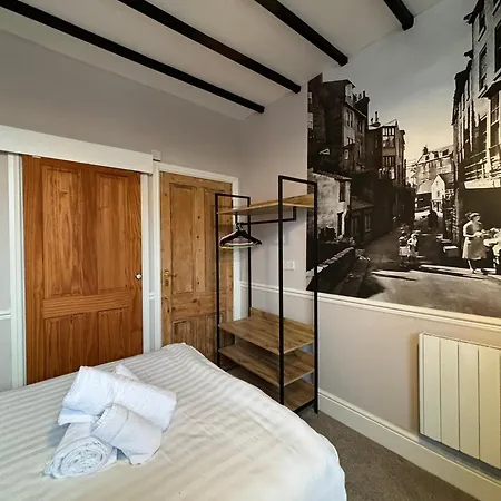 Dale View And - Whitby Гостевой дом 3*