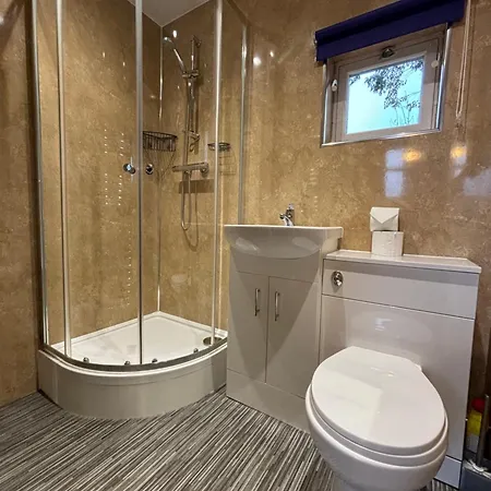 Dale View And - Whitby Stainsacre