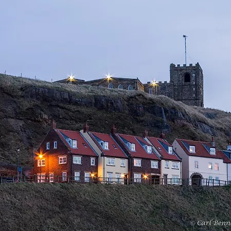 Dale View And - Whitby Stainsacre