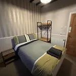Dale View And - Whitby Guest house 3*